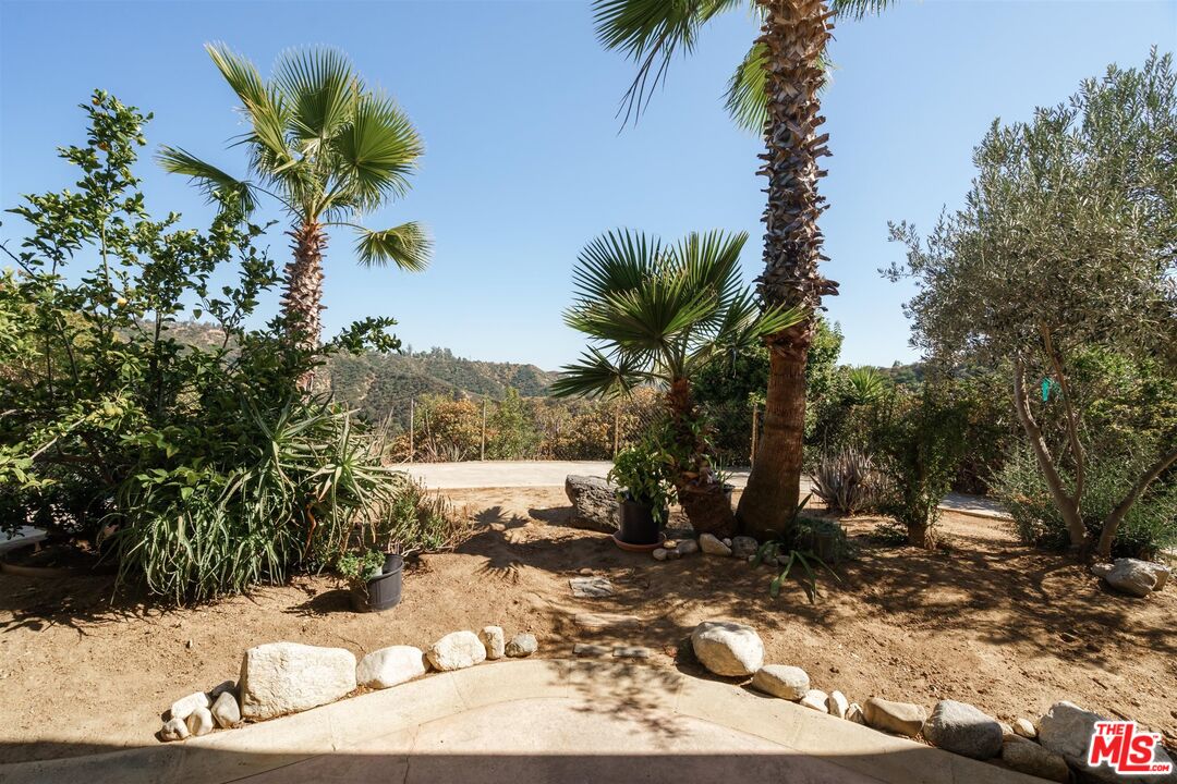 2885 Edgewick Road Glendale, CA 91206 - Photo 66 of 75