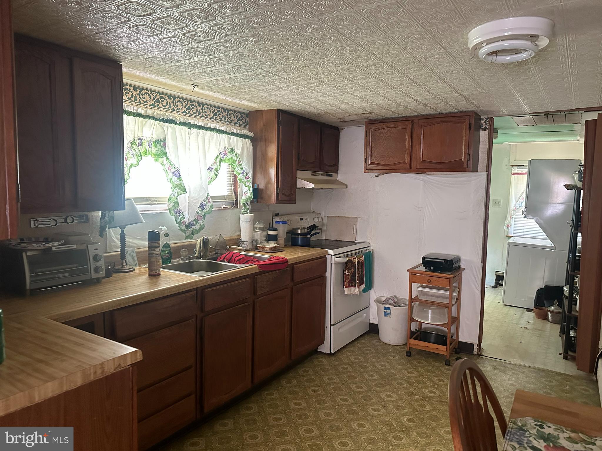 6292 Broad Neck Road Chestertown, MD 21620 - Photo 6 of 19 Kitchen