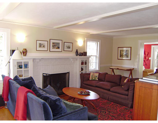26 Amherst Road Wellesley, MA 02482 - Photo 6 of 9