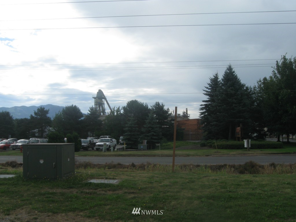 3888 Halverstick Road Sumas, WA 98295 - Photo 5 of 8