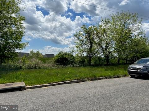 15128 Carter Road Philadelphia, PA 19116 - Photo 26 of 27 View Across The Street From Subject