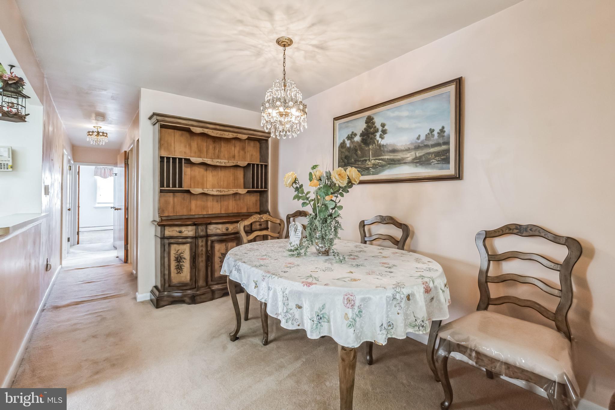 15128 Carter Road Philadelphia, PA 19116 - Photo 6 of 27 Dining Room
