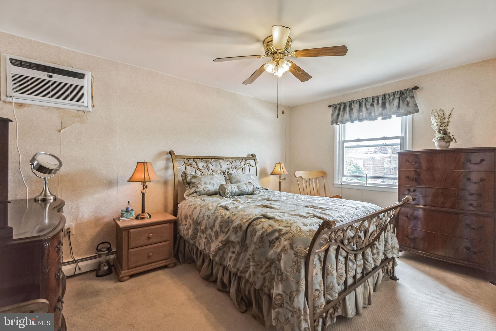 15128 Carter Road Philadelphia, PA 19116 - Photo 10 of 27 Primary Bedroom With Fan