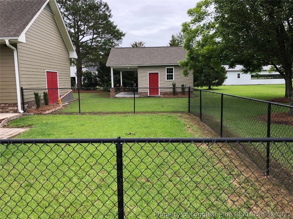 6410 7th Street Road Lumberton, NC 28358 - Photo 8 of 42 Gallery Image 8