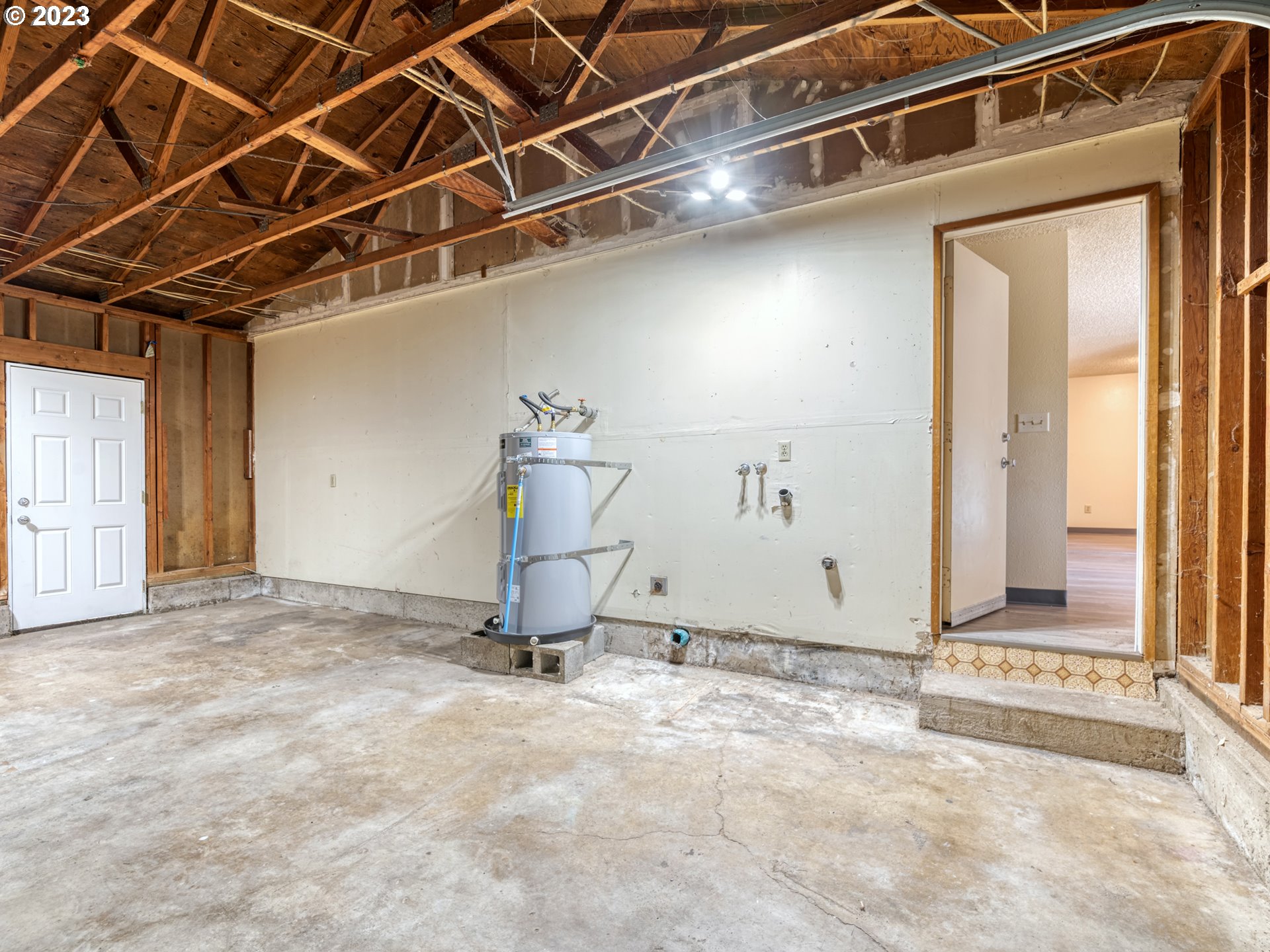 1249 6th Street Springfield, OR 97477 - Photo 17 of 24 a view of a room with gym equipment