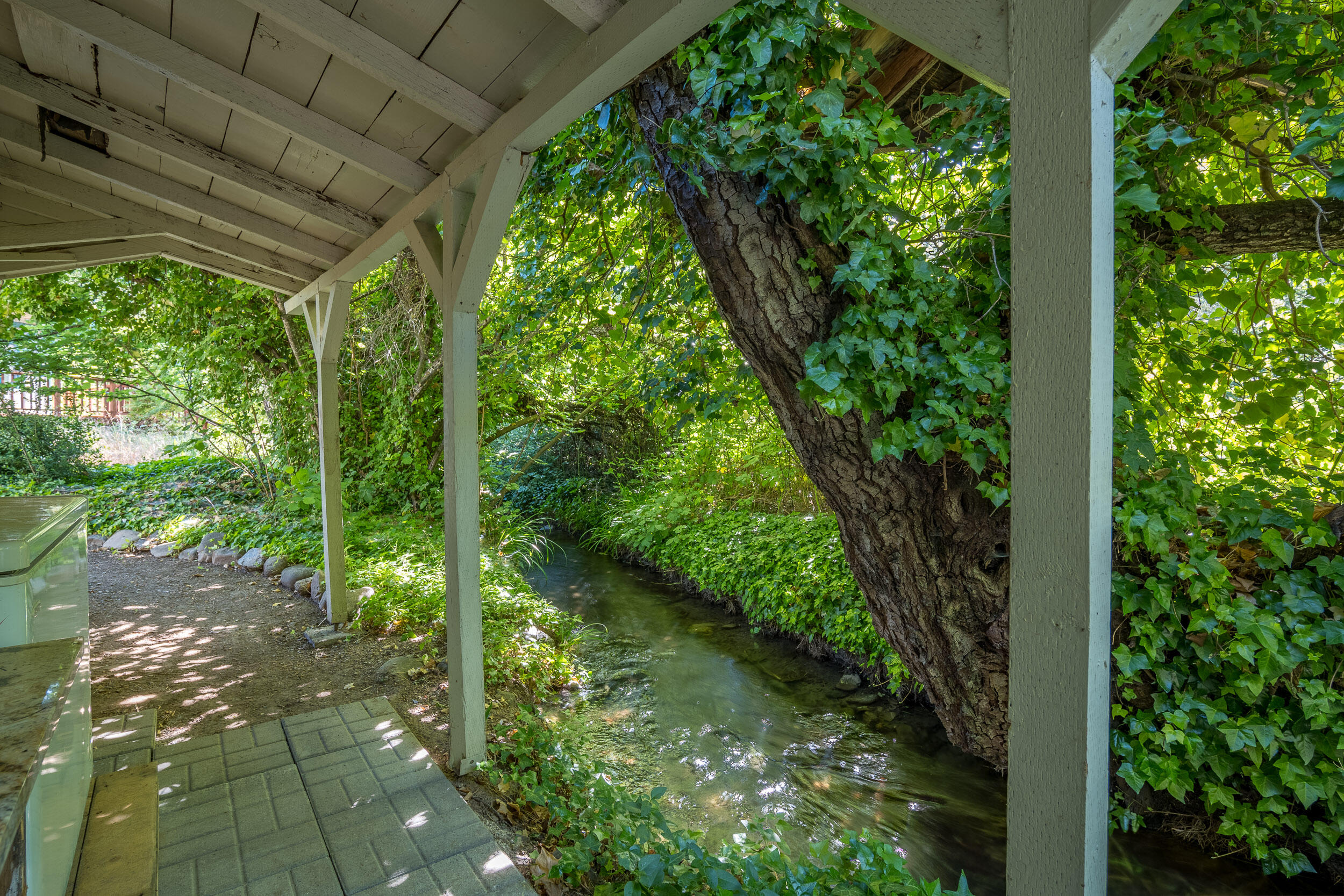 8565 Upper Applegate Road Jacksonville, OR 97530 - Photo 34 of 74 8565UpperApplegateRd-041