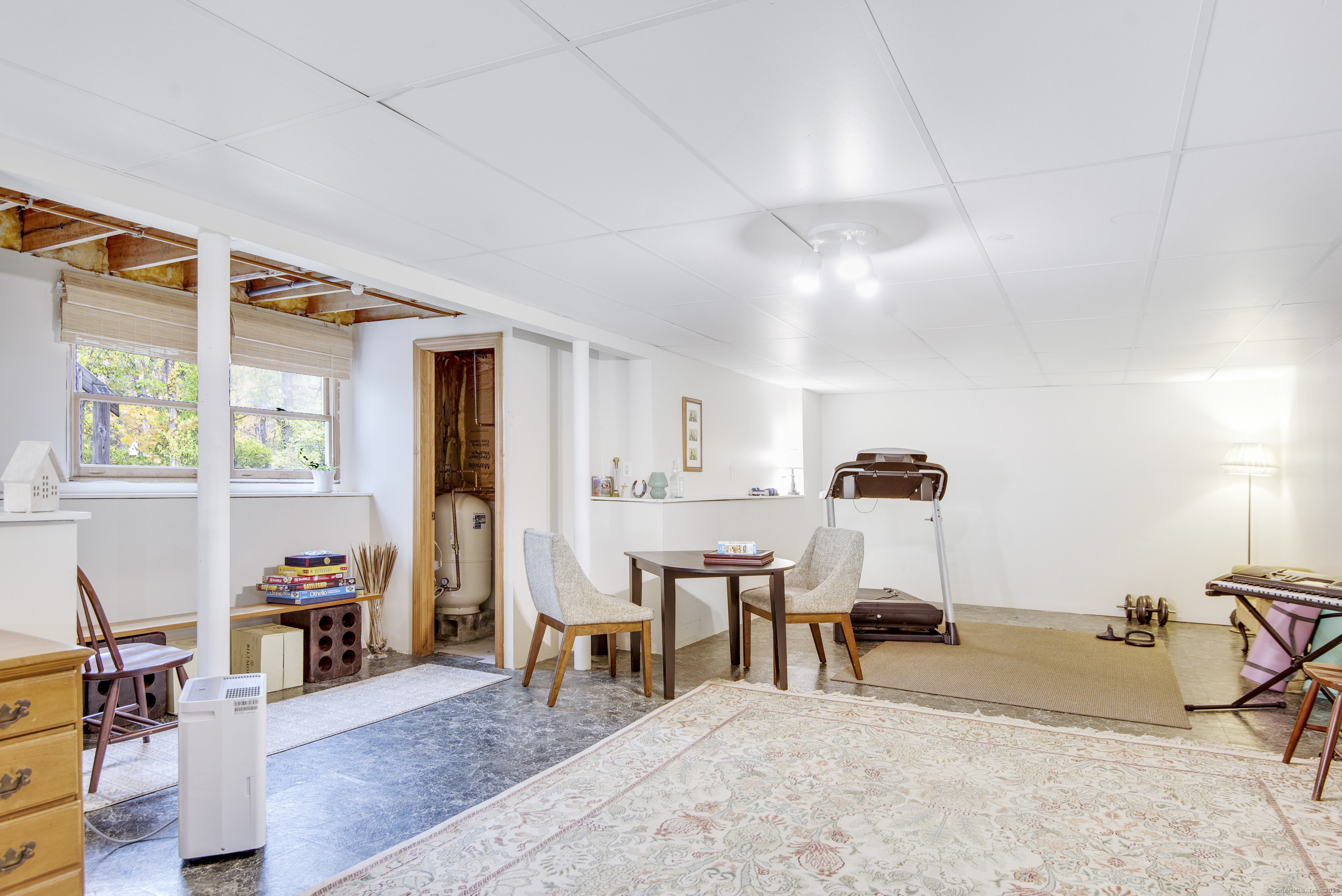 48 Bar Gate Trail Killingworth, CT 06419 - Photo 35 of 40 a view of a livingroom with furniture and a window
