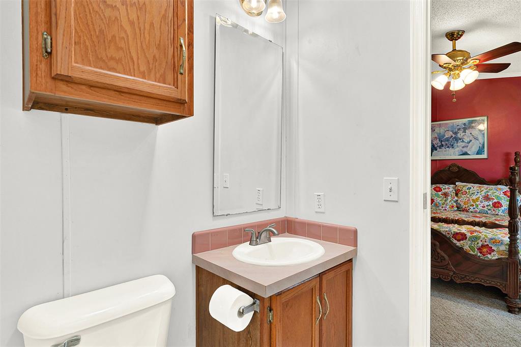 567 Poetry Road Royse City, TX 75189 - Photo 21 of 31 Full Bath