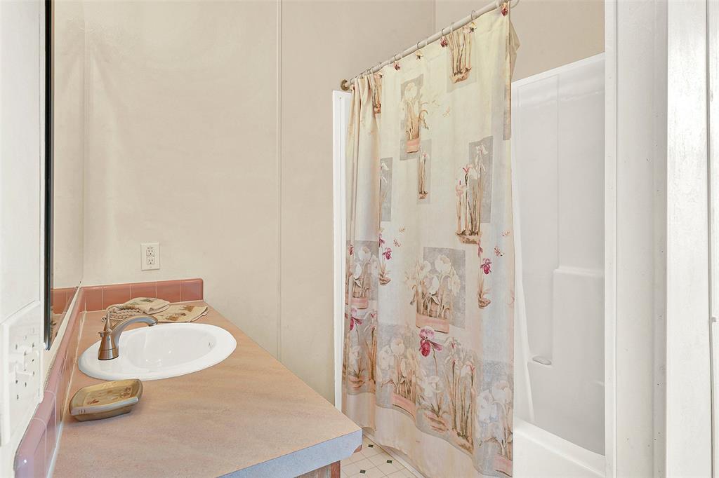 567 Poetry Road Royse City, TX 75189 - Photo 23 of 31 Full Bath