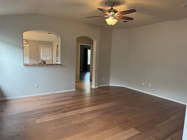 $1,850 | 328 Altamont Street, Hutto, TX 78634