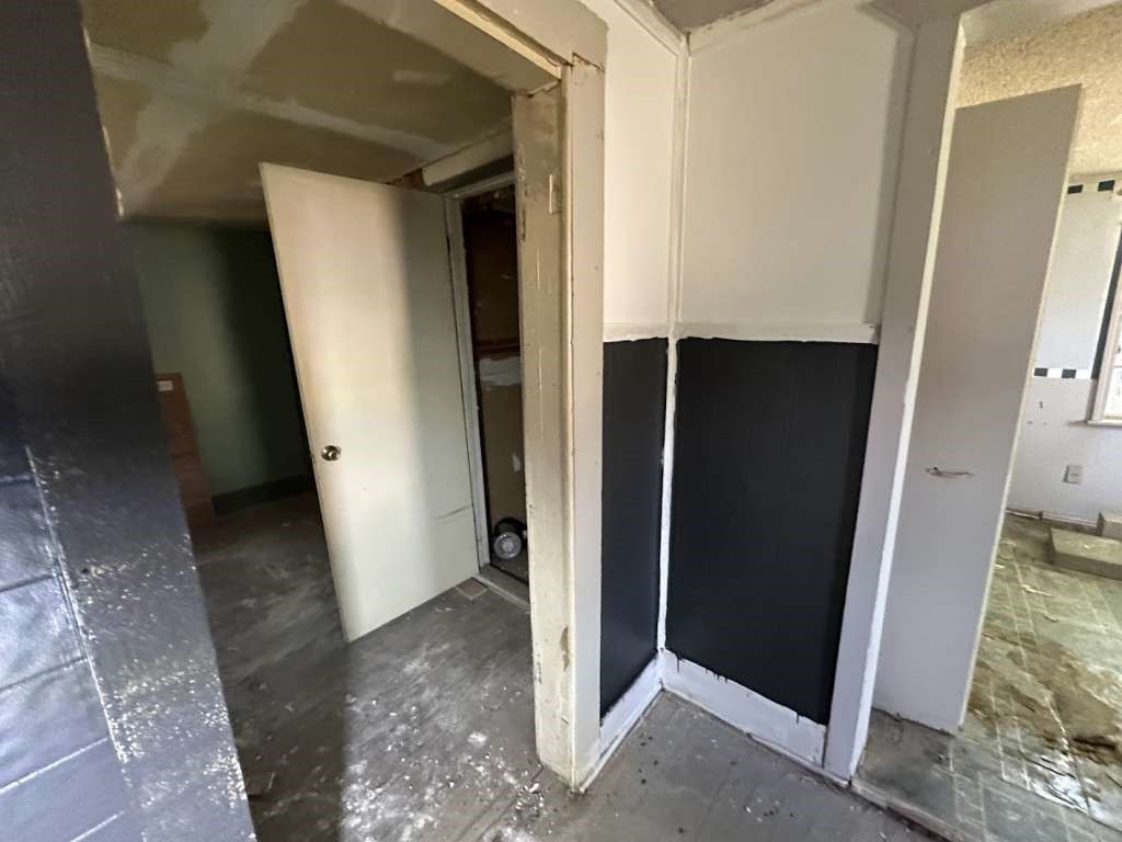 1311 West Grove Street Tyler, TX 75701 - Photo 9 of 12 a view of entryway