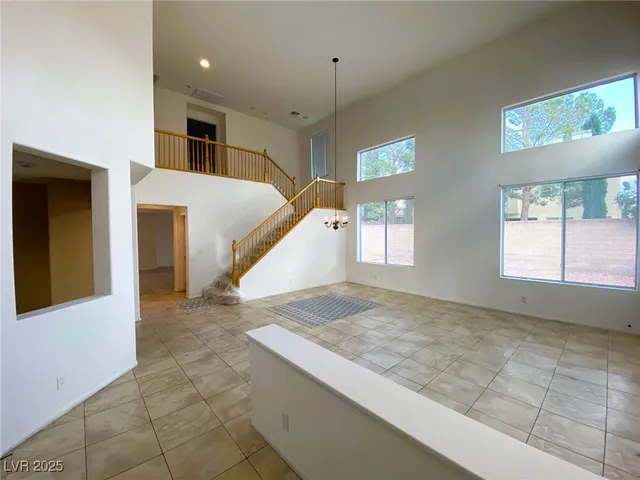 $2,350 | 6424 Indian Peak Court, North Las Vegas, NV 89084