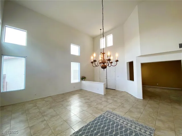 $2,350 | 6424 Indian Peak Court, North Las Vegas, NV 89084