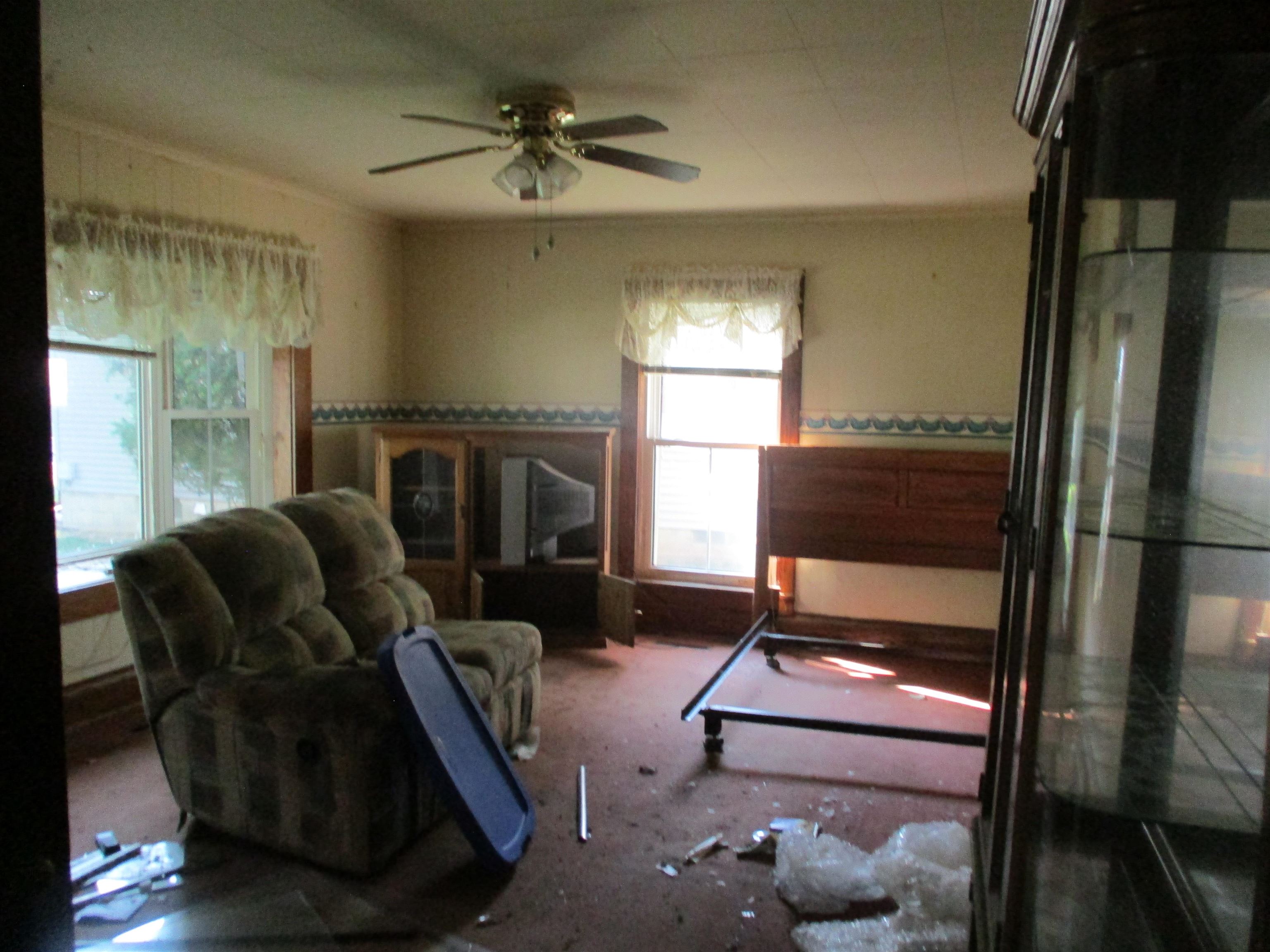 608 Lavalle Street Reedsburg, WI 53959 - Photo 12 of 53