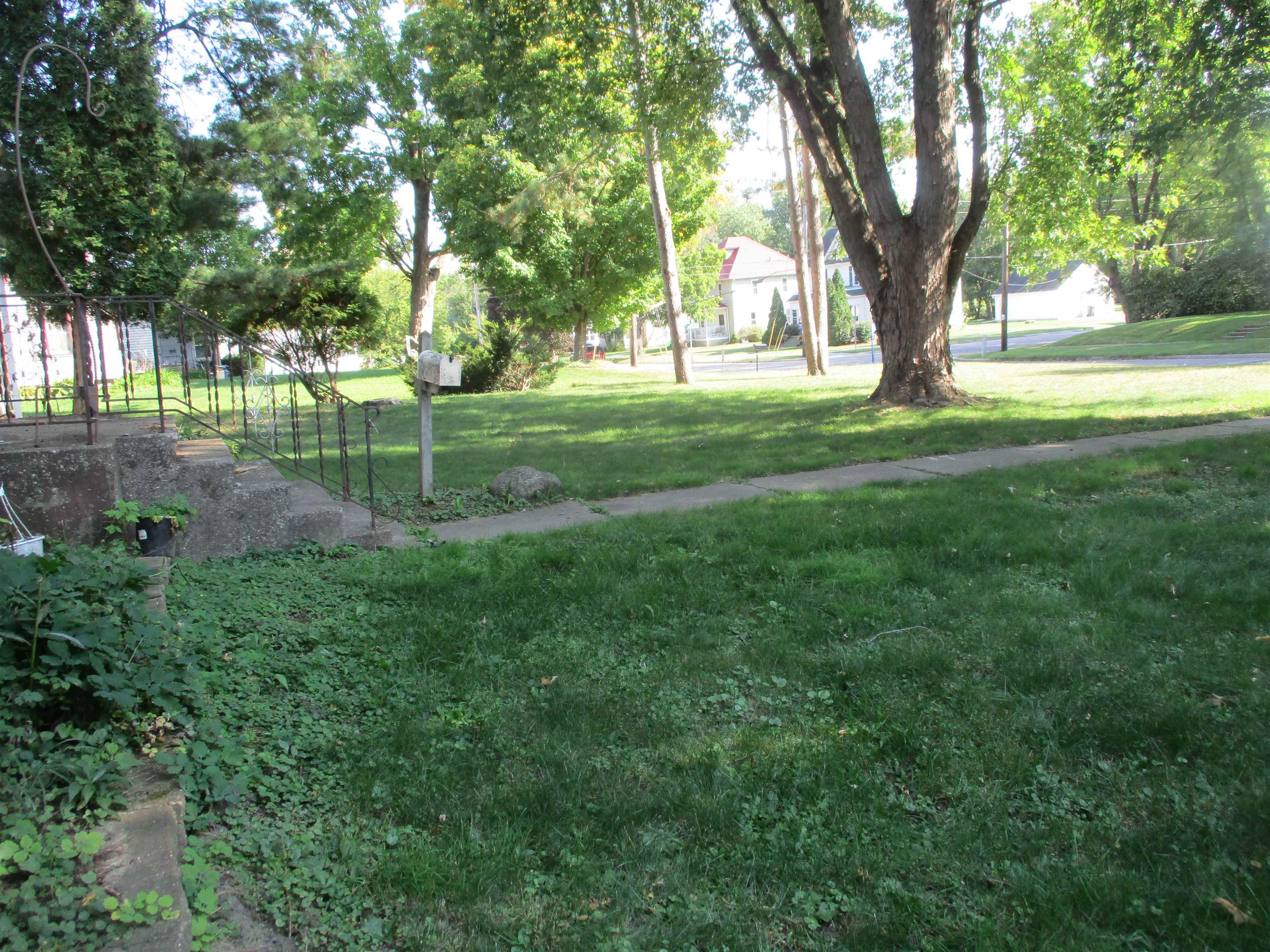 608 Lavalle Street Reedsburg, WI 53959 - Photo 51 of 53