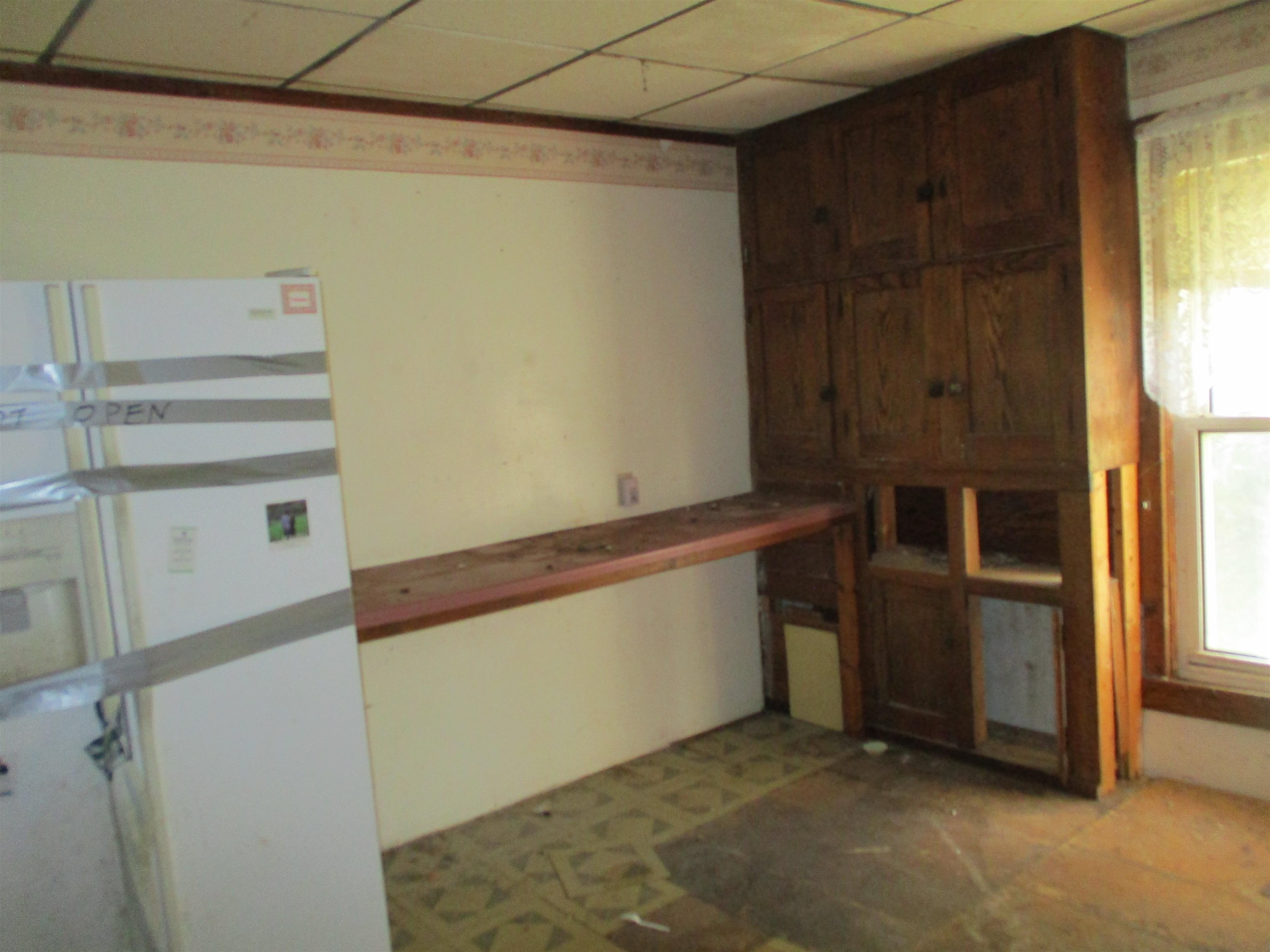 608 Lavalle Street Reedsburg, WI 53959 - Photo 8 of 53