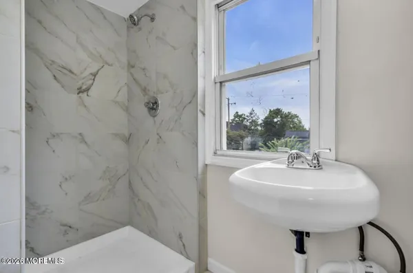 $2,400 | 7 Front Street, New Egypt, NJ 08533
