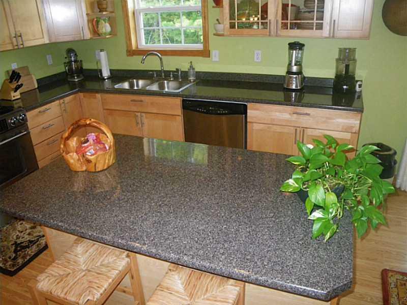 57 Bomarc Road Bangor, ME 04401 - Photo 5 of 33 Kitchen.