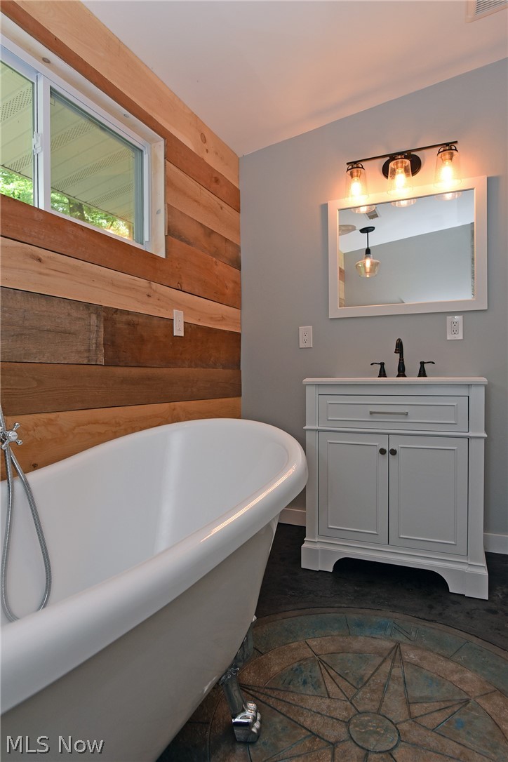 5775 Weaver Road New Franklin, OH 44319 - Photo 22 of 29