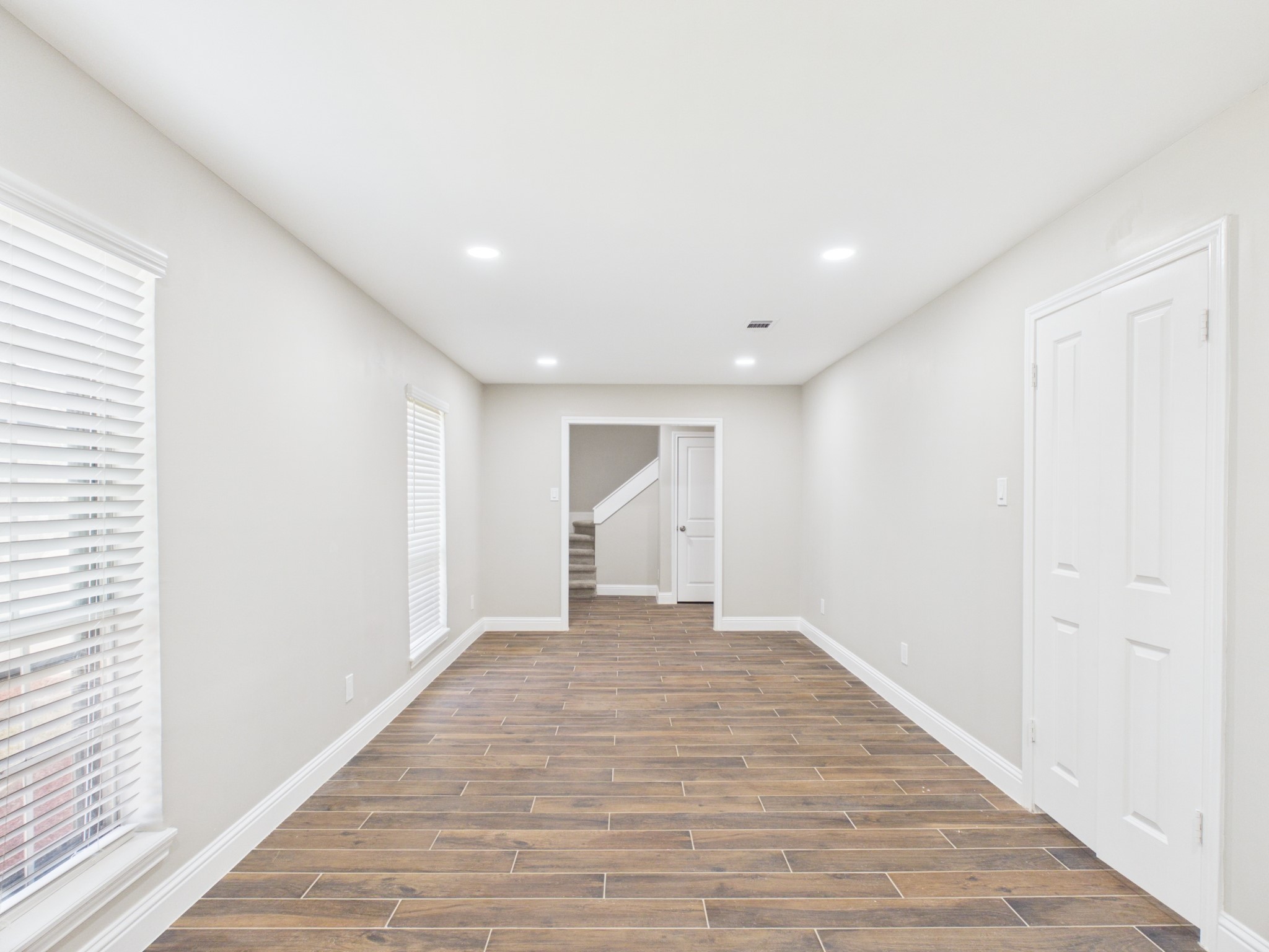 7903 Secretariat Lane Houston, TX 77071 - Photo 8 of 36 dining room