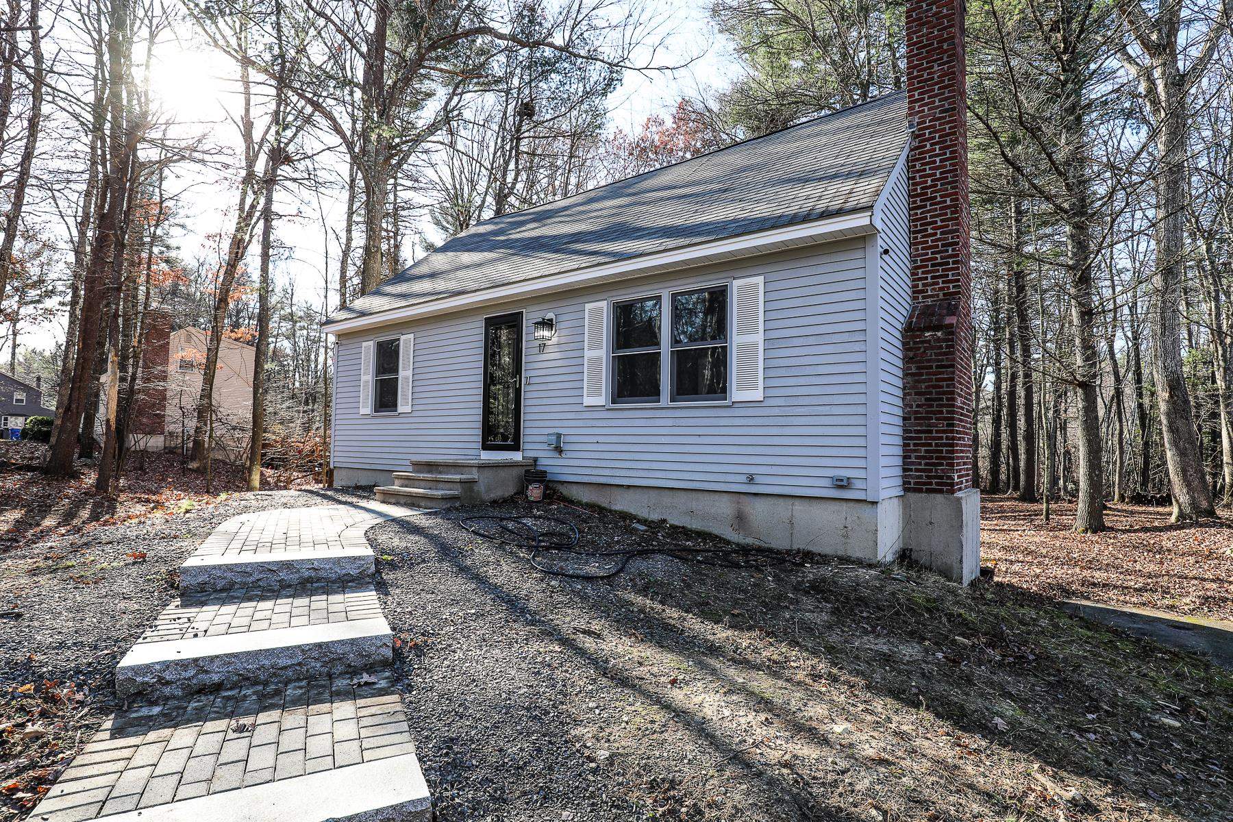 17 Red Deer Road Londonderry, NH 03053 - Photo 1 of 38