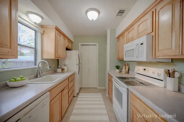 $199,000 | 1875 West Lane, Unit 112, Kerrville, TX 78028