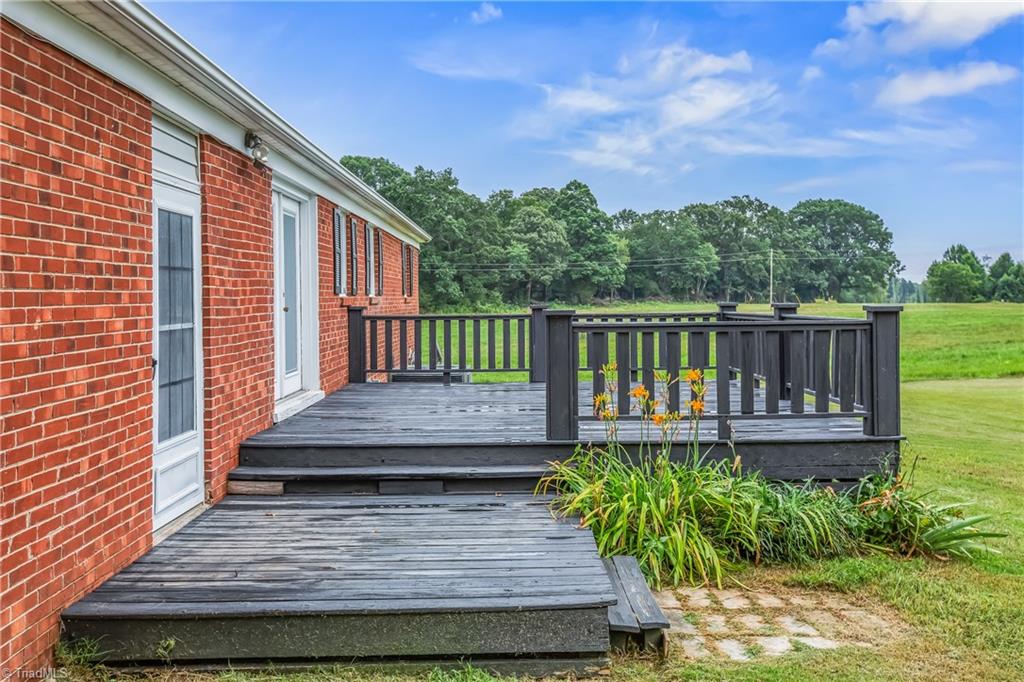 982 Cagle Loop Road Seagrove, NC 27341 - Photo 21 of 33