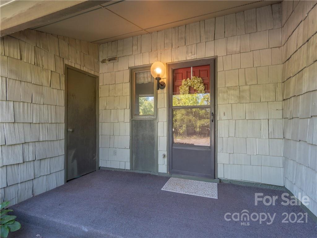 64 Ninevah Road Waynesville, NC 28786 - Photo 3 of 20 Gallery Image 3