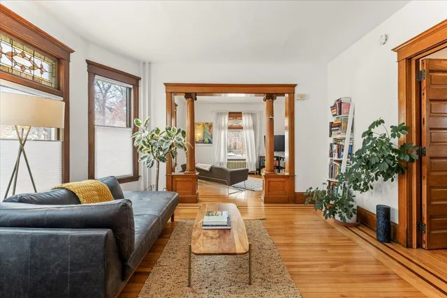 $350,000 | 1911 Elliot Avenue, Minneapolis, MN 55404