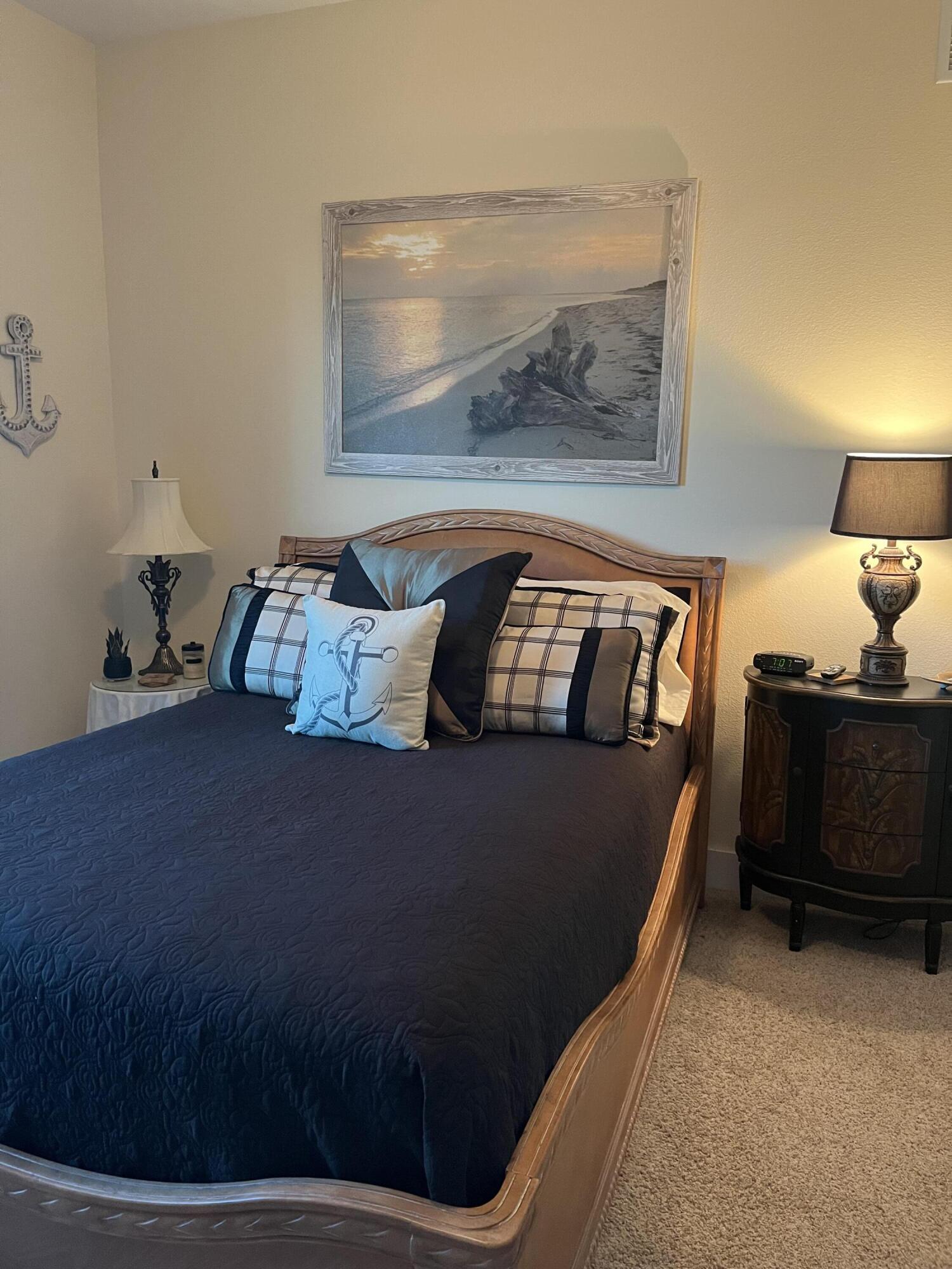 211 Durango Road, Unit 414 Destin, FL 32541 - Photo 25 of 50 a living room with furniture