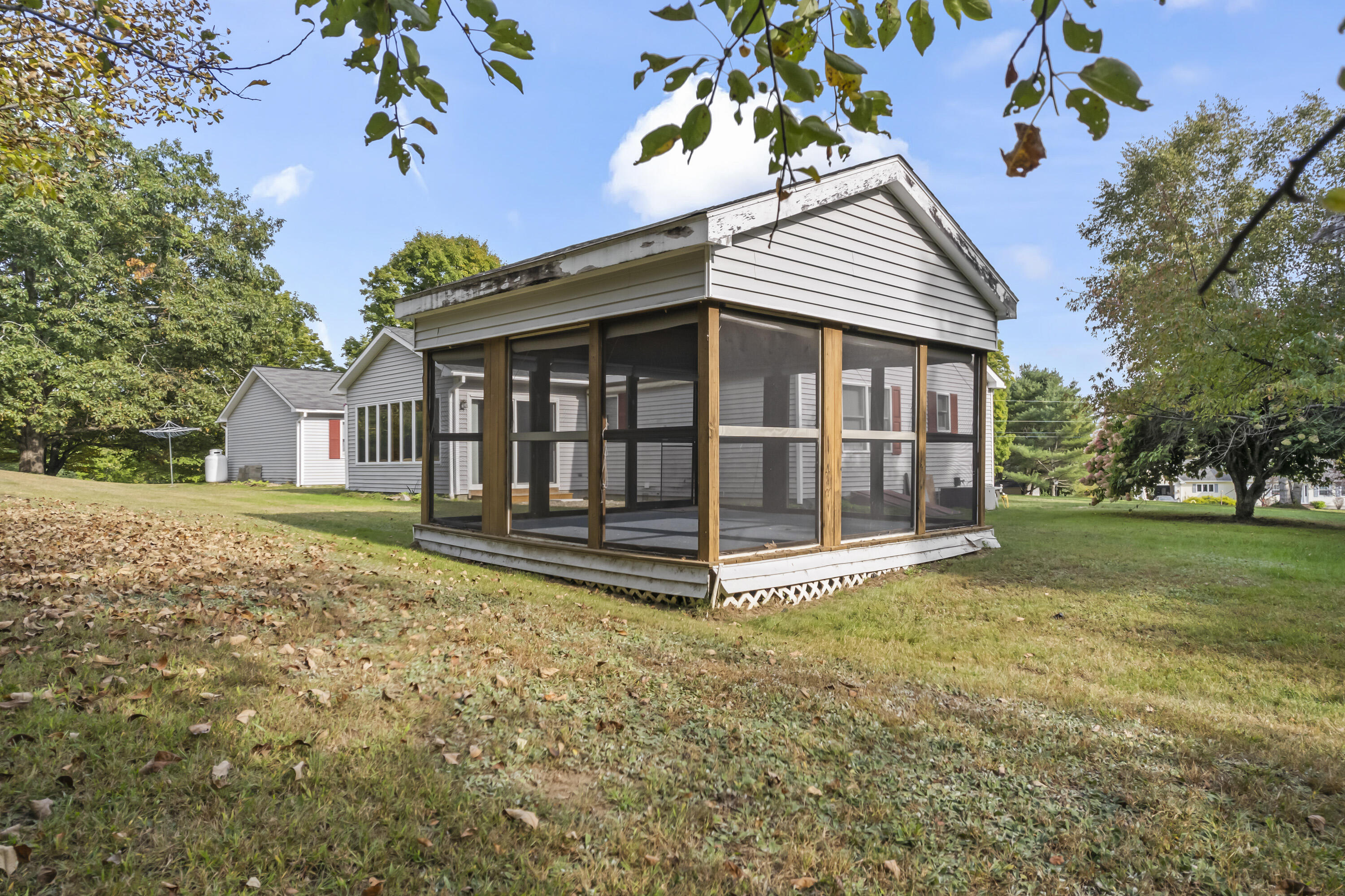 Undisclosed Address Oxford, ME 04270 - Photo 38 of 58 Screeenroom