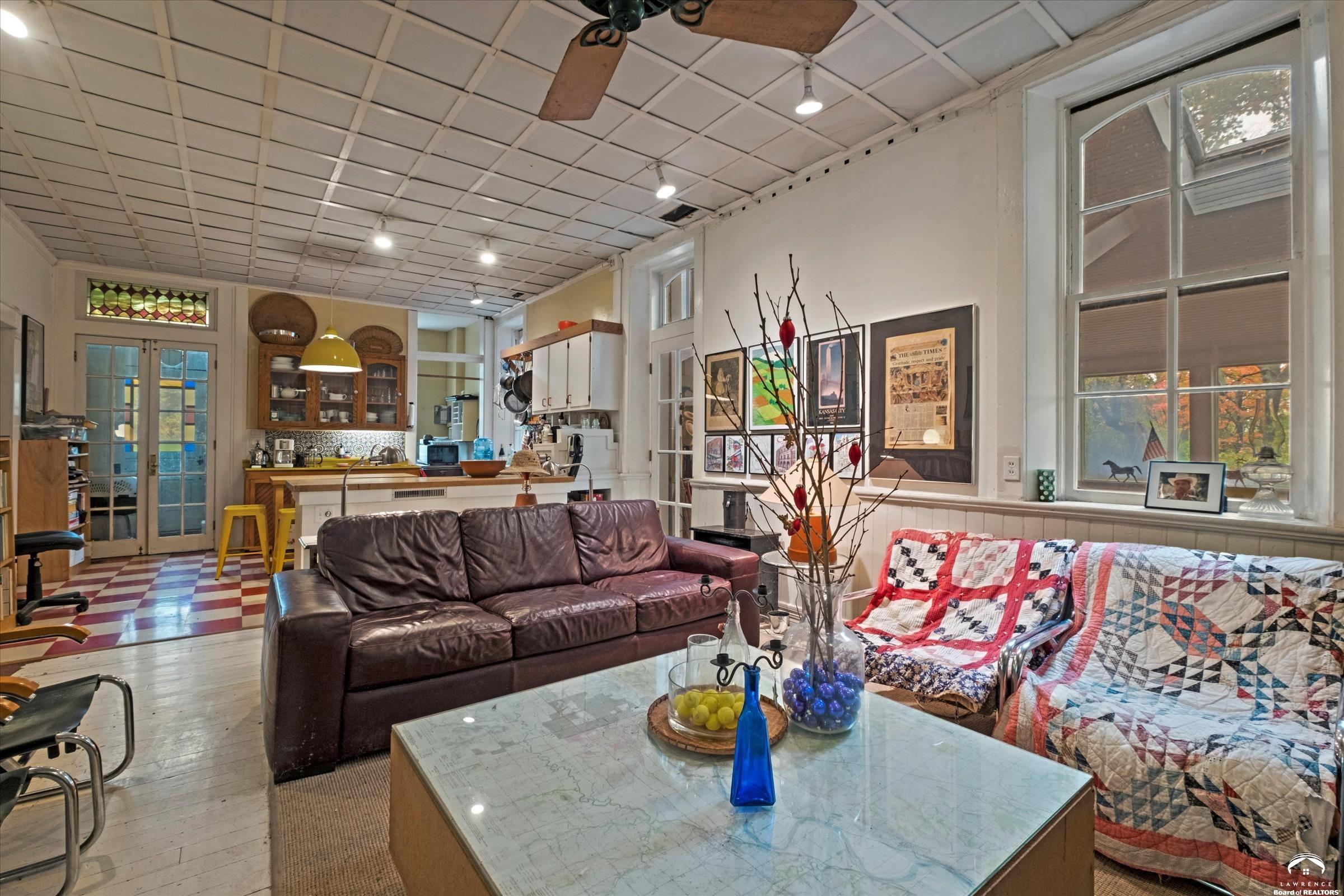 25130 Chieftain Road Lawrence, KS 66044 - Photo 4 of 45