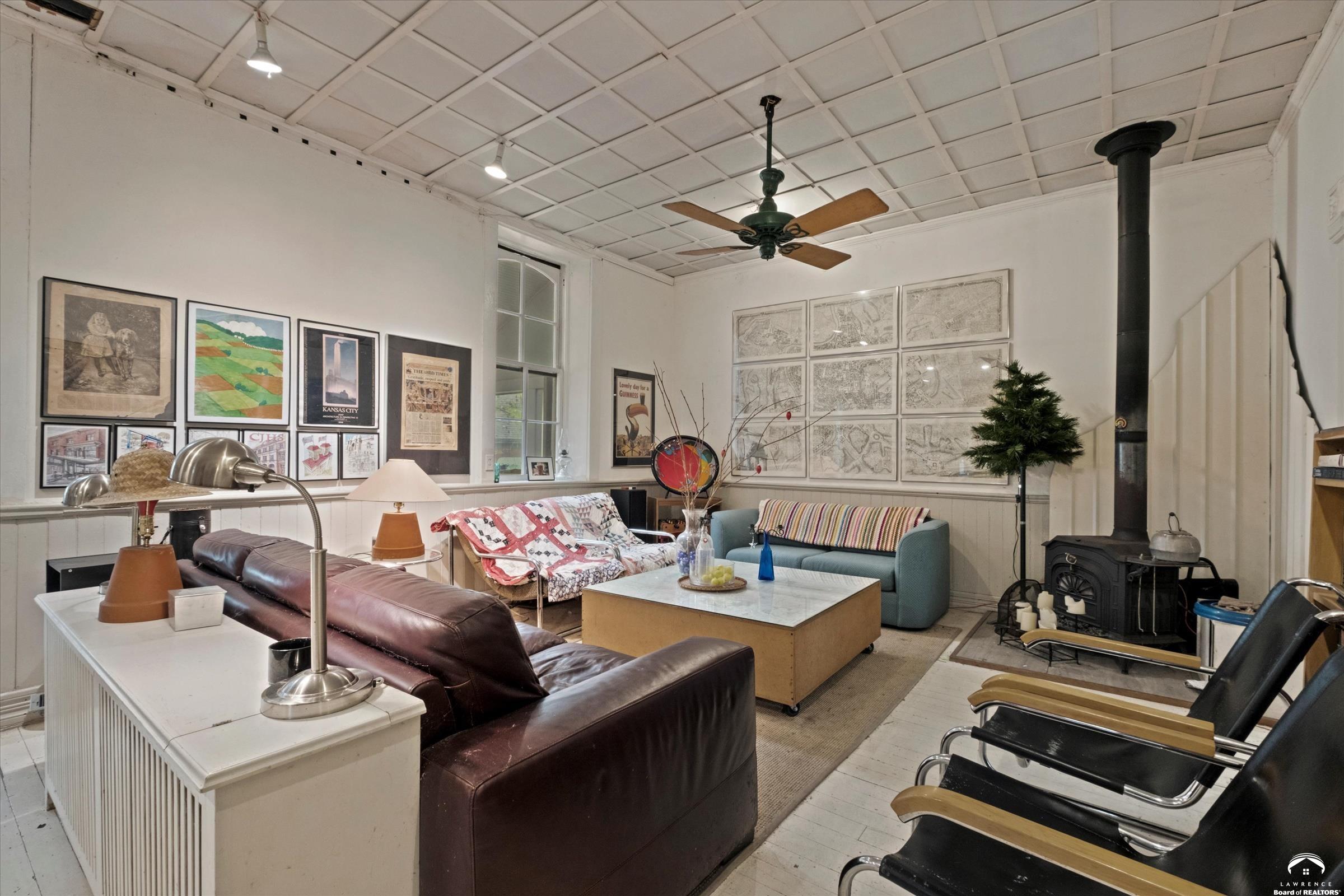 25130 Chieftain Road Lawrence, KS 66044 - Photo 5 of 45