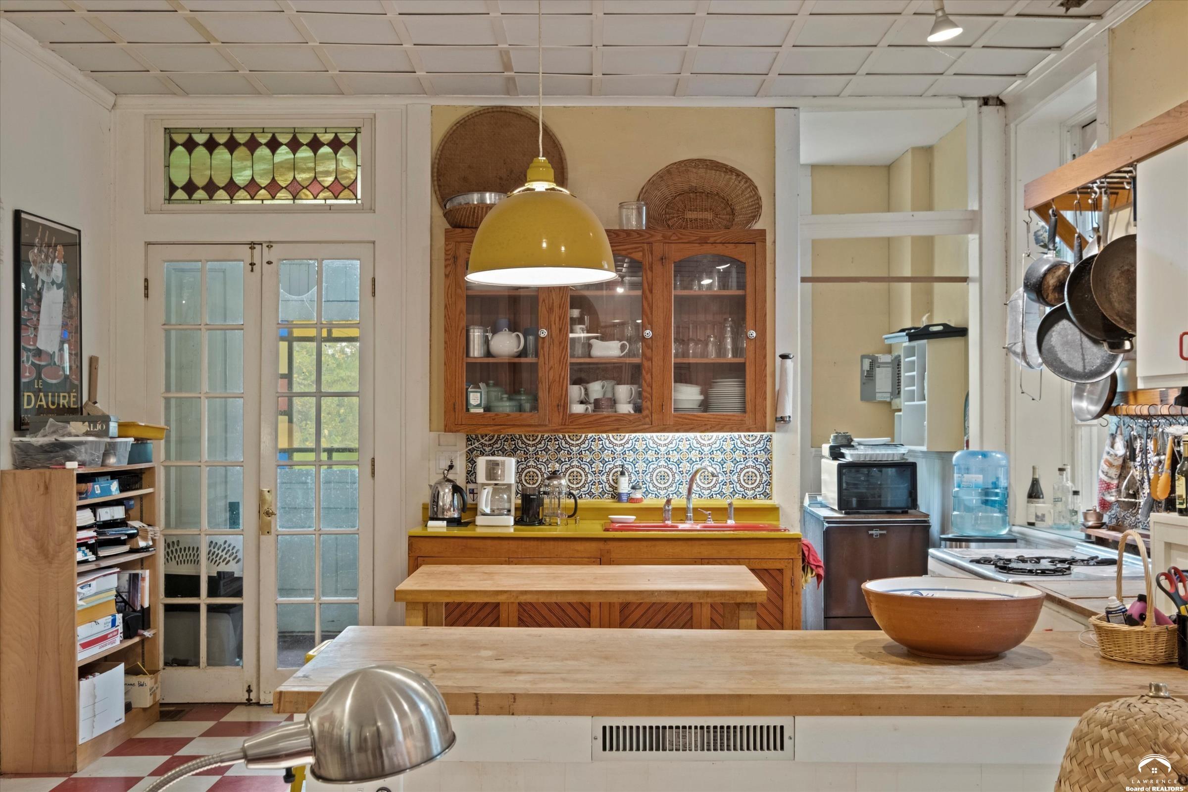 25130 Chieftain Road Lawrence, KS 66044 - Photo 8 of 45