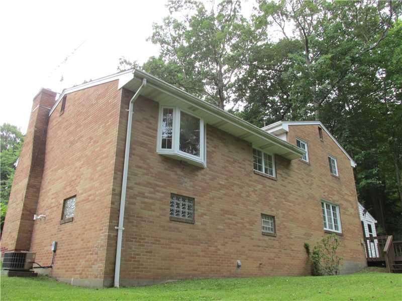 305 Beech Road Butler, PA 16001 - Photo 2 of 25 Exterior Front.