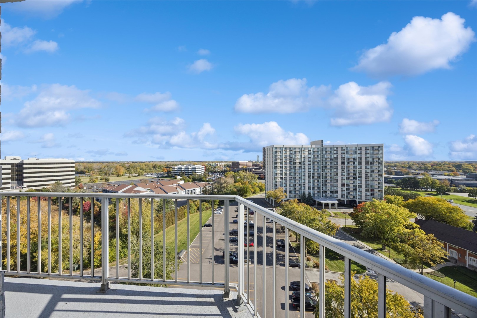20 North Tower Road, Unit 12L Oak Brook, IL 60523 - Photo 6 of 16 a view of a balcony with city view