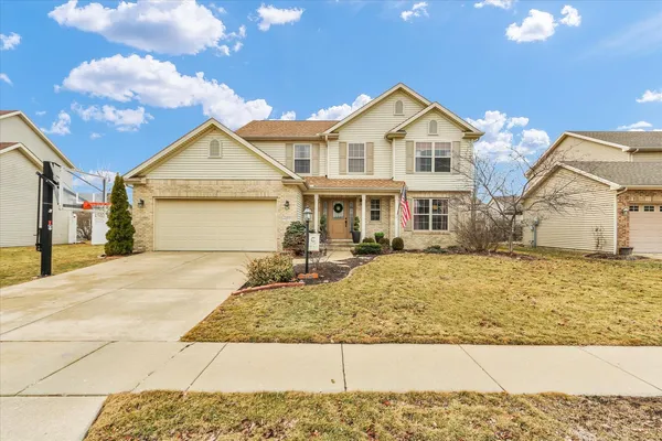 a house view with a outdoor space