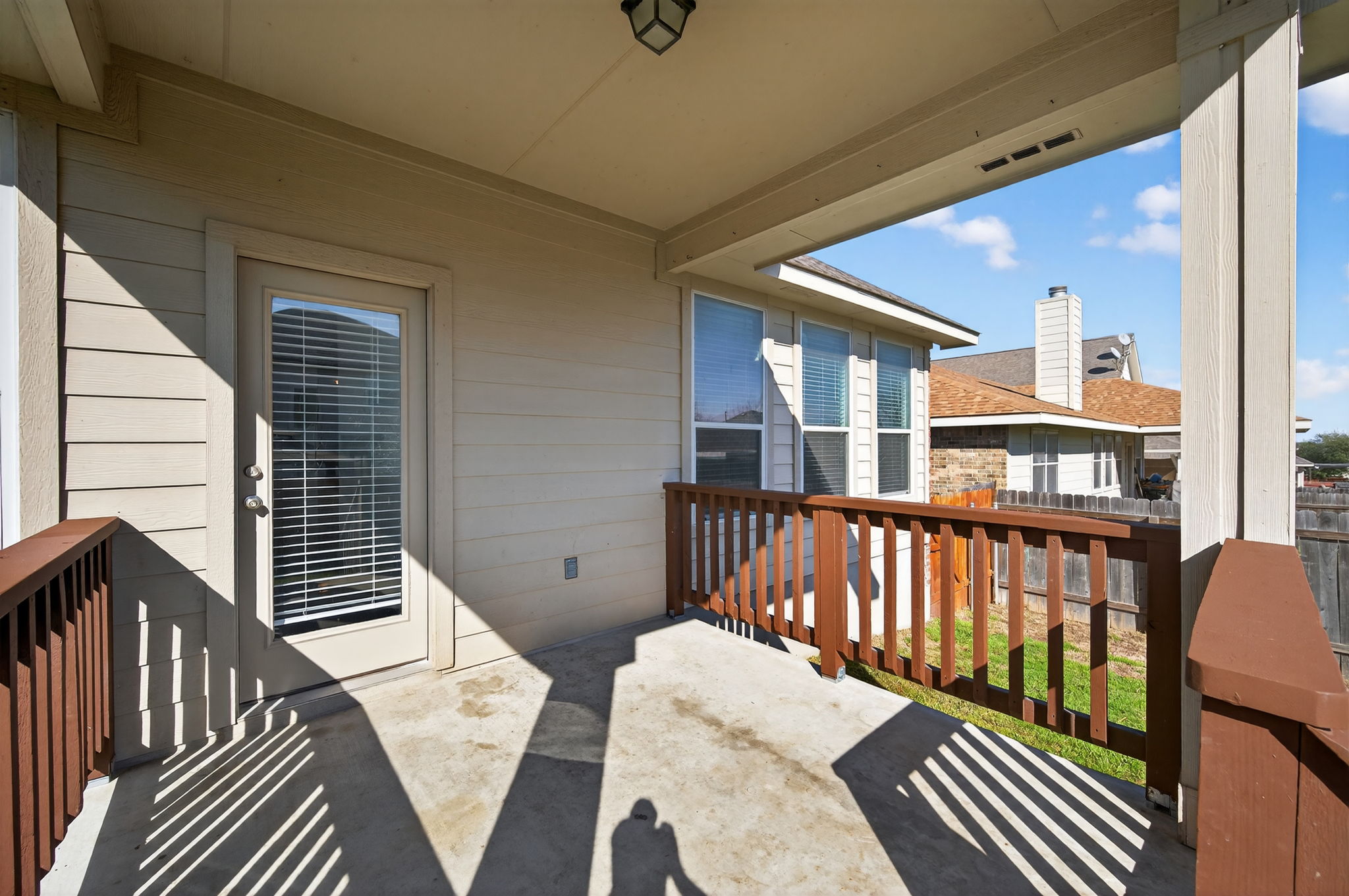 2305 Gavin Trail Pflugerville, TX 78660 - Photo 31 of 40 a view of a balcony