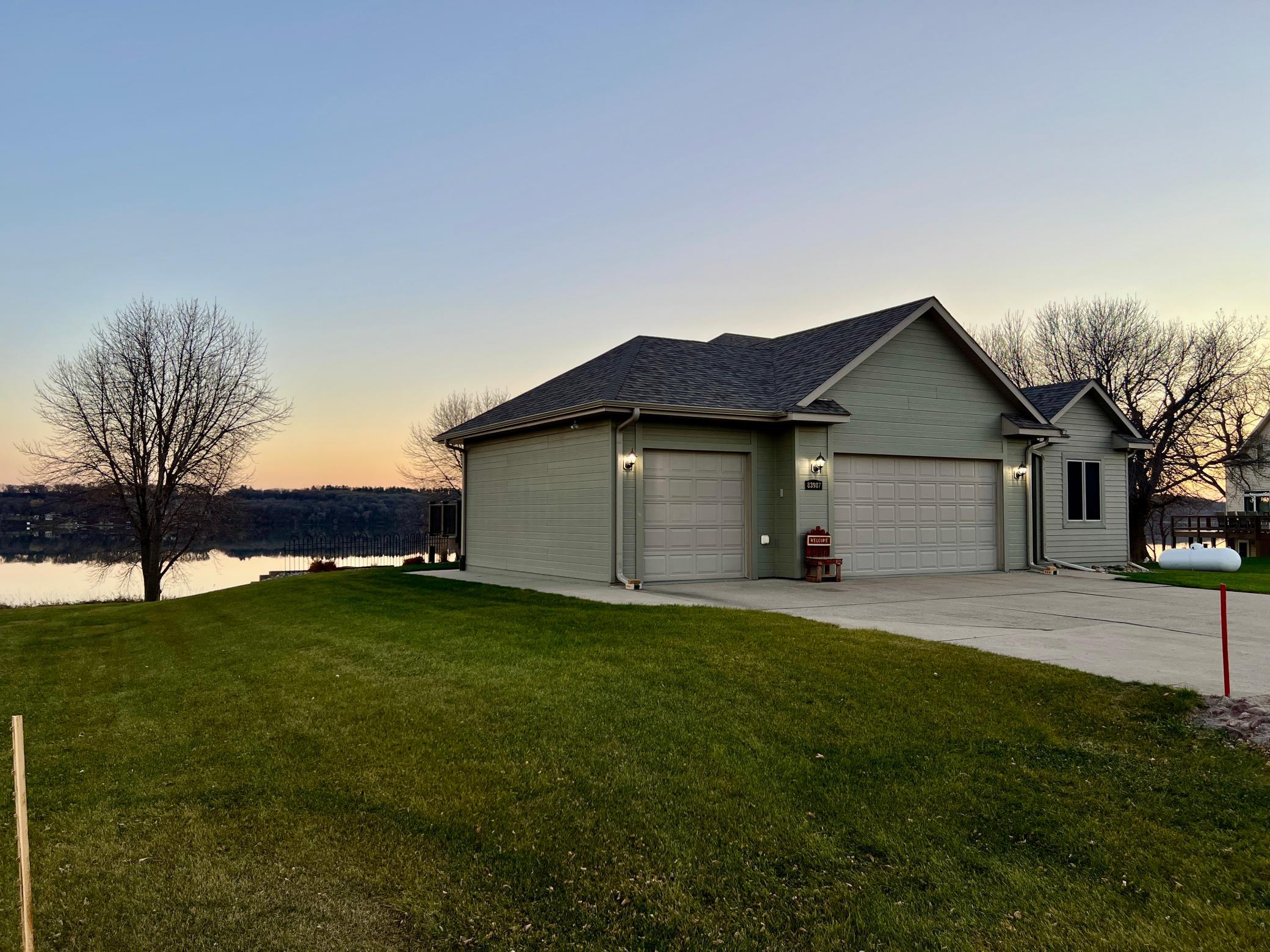 83987 Ridge Creek Drive Clinton, MN 56225 - Photo 1 of 40