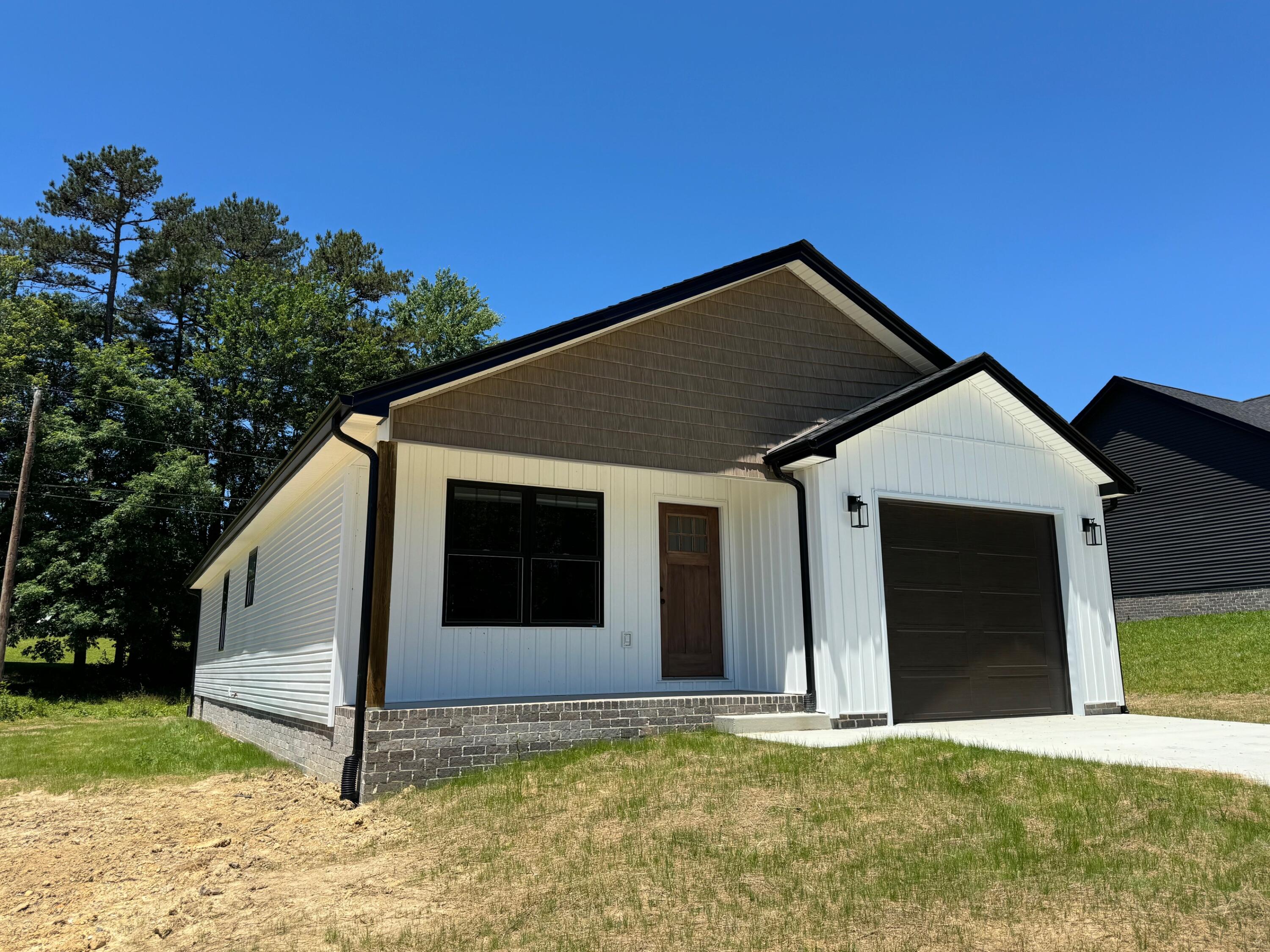 219 Little Acres Road Lily, KY 40740 - Photo 1 of 15 IMG_4920