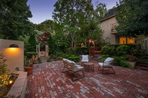 $2,688,862 | 743 Orange Avenue, San Carlos, CA 94070