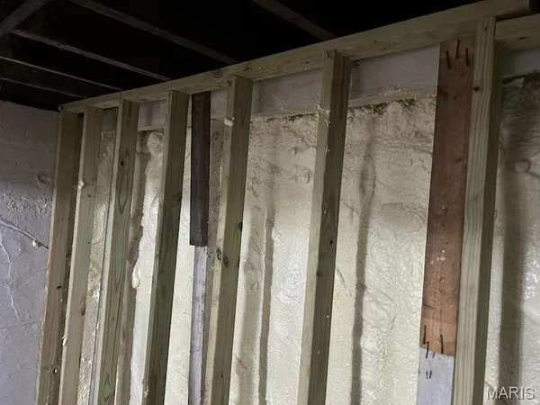 $79,500 | 1308 West Randolph Street, Vandalia, IL 62471