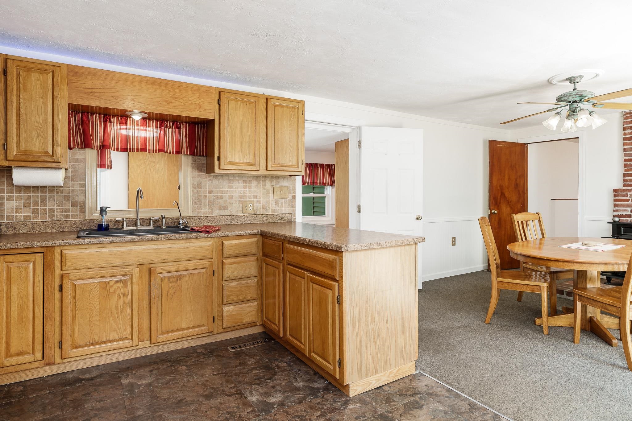 8321 Blomberg Road Cherry Valley, IL 61016 - Photo 15 of 65
