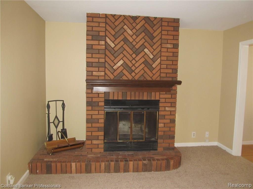 38621 Wade Road Romulus, MI 48174 - Photo 9 of 24