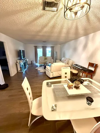 $2,500 | 4893 Palm Hill Drive, Unit 22A, West Palm Beach, FL 33415