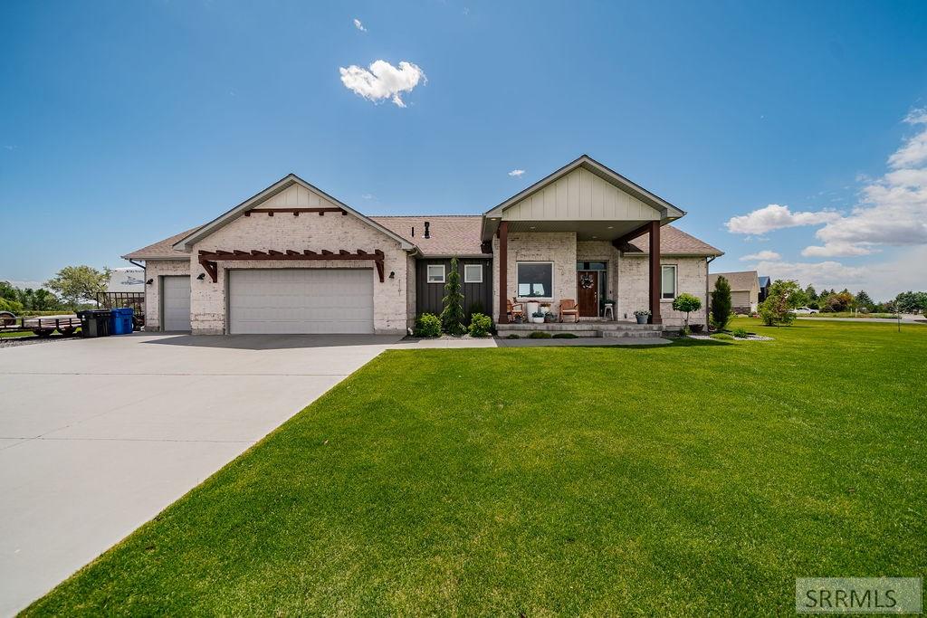 1101 Castle Pines Road Rexburg, ID 83440 - Photo 4 of 54