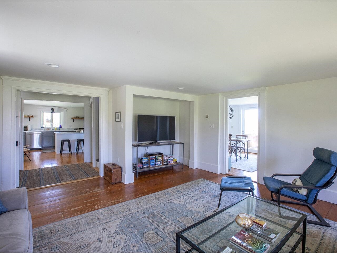 577 1 Mile Road Charlotte, VT 05445 - Photo 16 of 40 Gallery Image 16