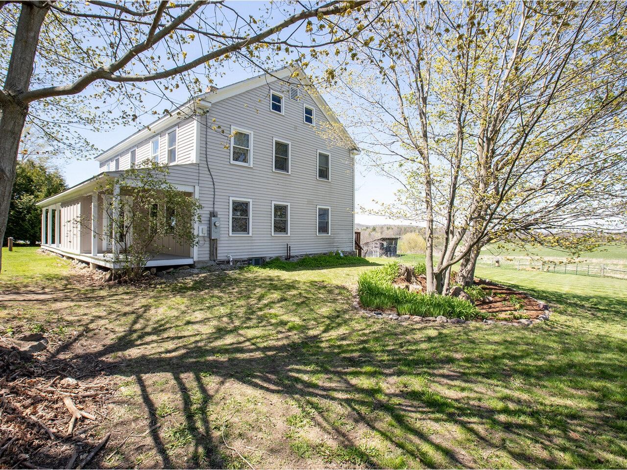 577 1 Mile Road Charlotte, VT 05445 - Photo 2 of 40 Gallery Image 2