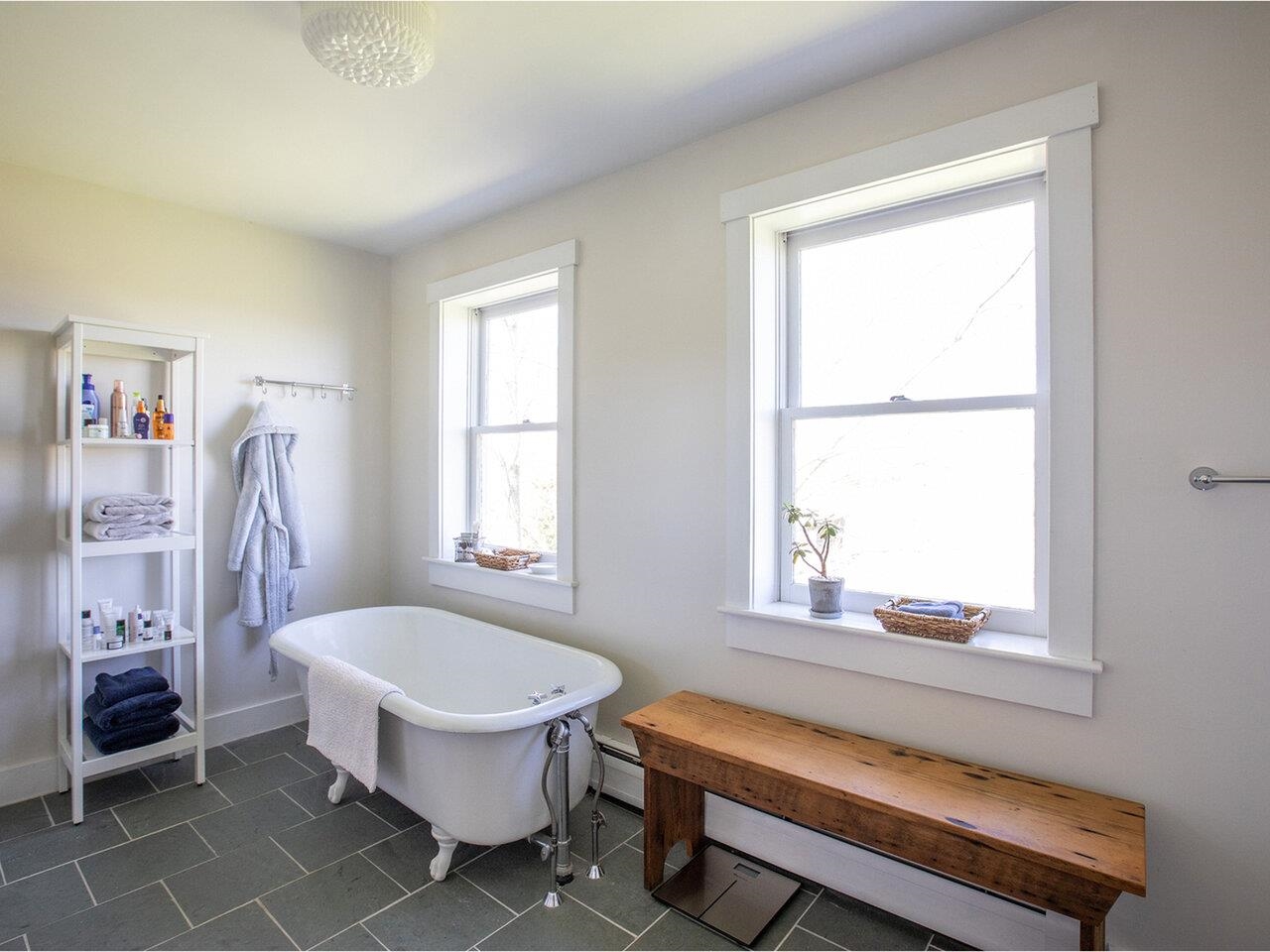 577 1 Mile Road Charlotte, VT 05445 - Photo 27 of 40 Gallery Image 27