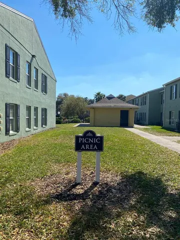 $1,700 | 2007 Dixie Belle Drive, Unit 2007M, Orlando, FL 32812